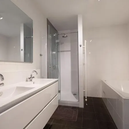 Spacious 4-bedroom In