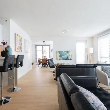 Spacious 4-bedroom In Amalfi